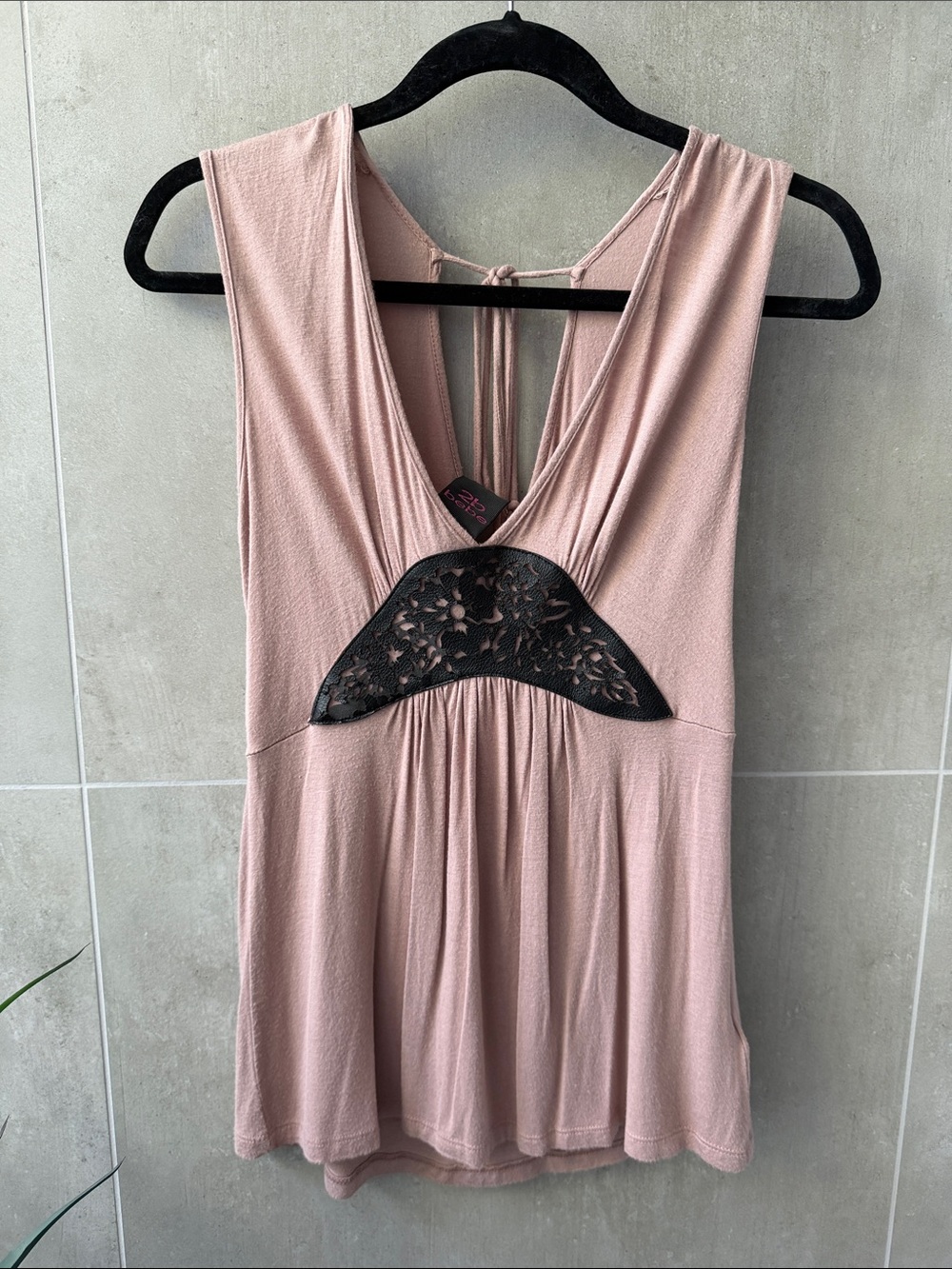 BEBE! Blush Pink Sleeveless V-Neck Tank with Black Lace Accent. Size: XS